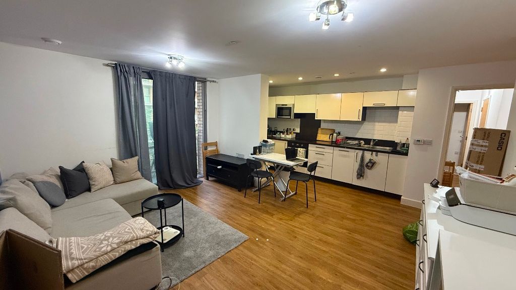 Property photo 1 of 5