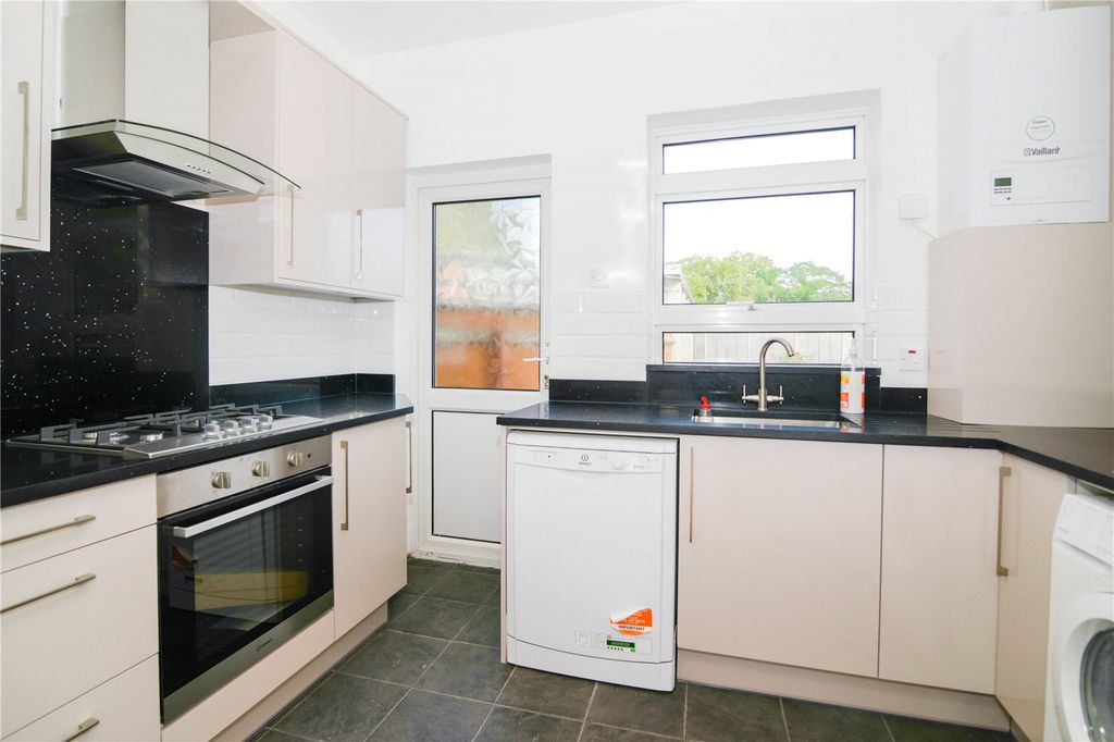 Property photo 3 of 12 Picture No. 07