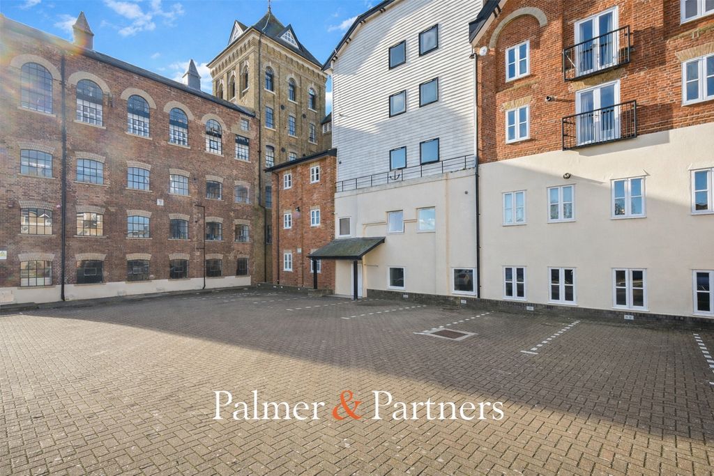 Property photo 1 of 6 Picture No. 10