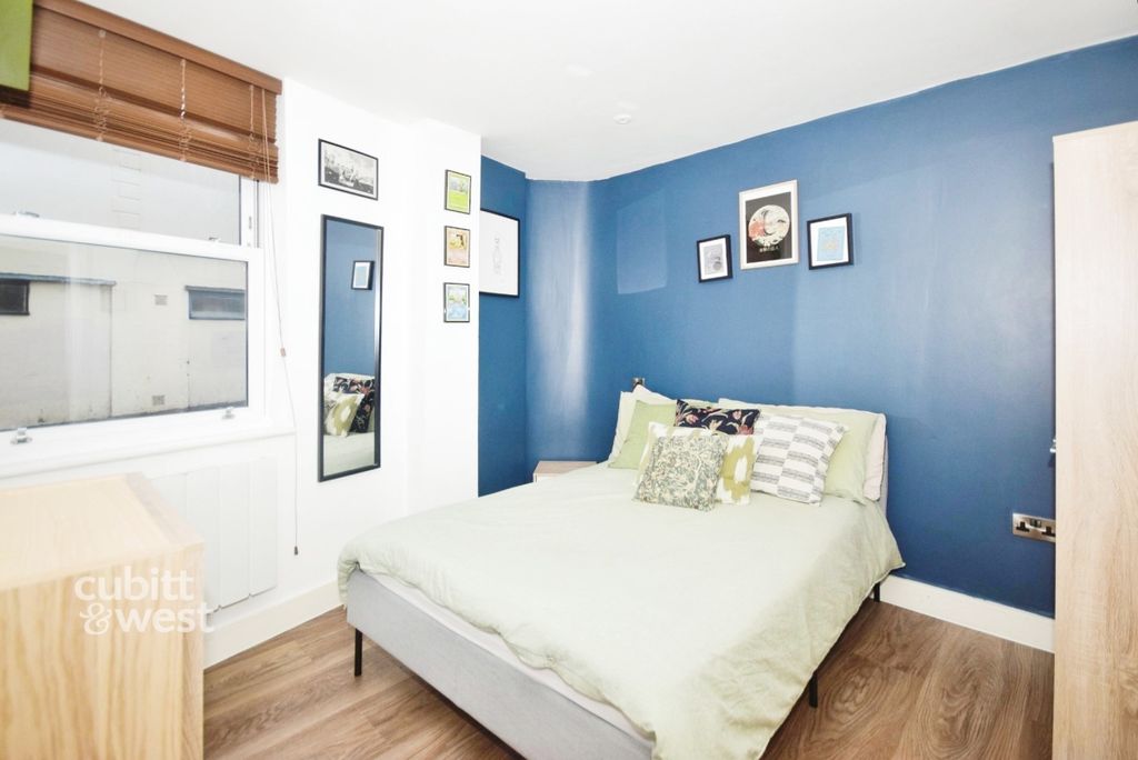 Property photo 3 of 6 Editedimage-Da686...