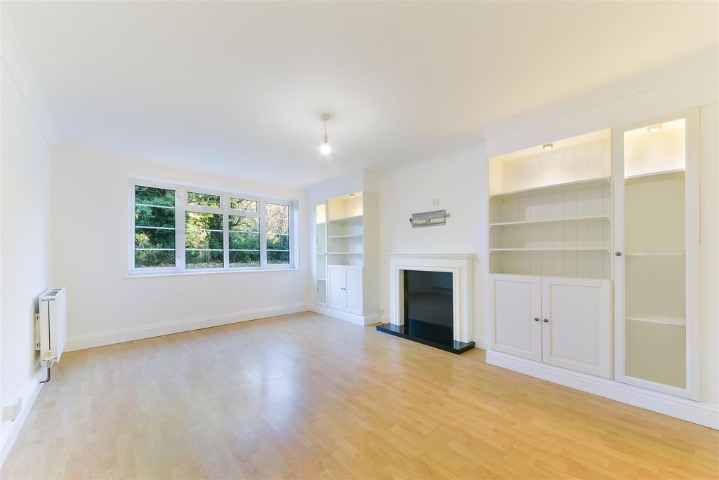 Property photo 1 of 9 Lancaster Court, - (1).Jpg