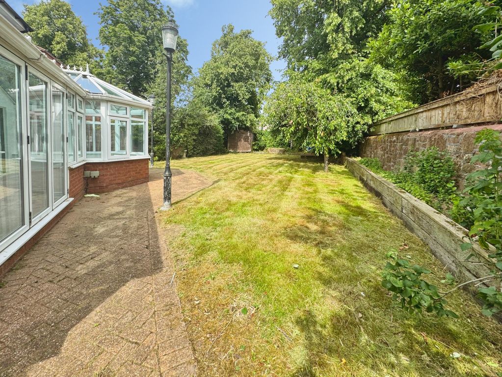 Property photo 3 of 35