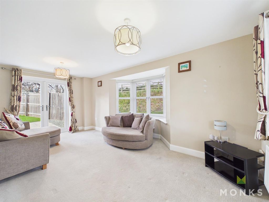 Property photo 2 of 20 Cam01520G0-Pr0351-Still044.Jpg