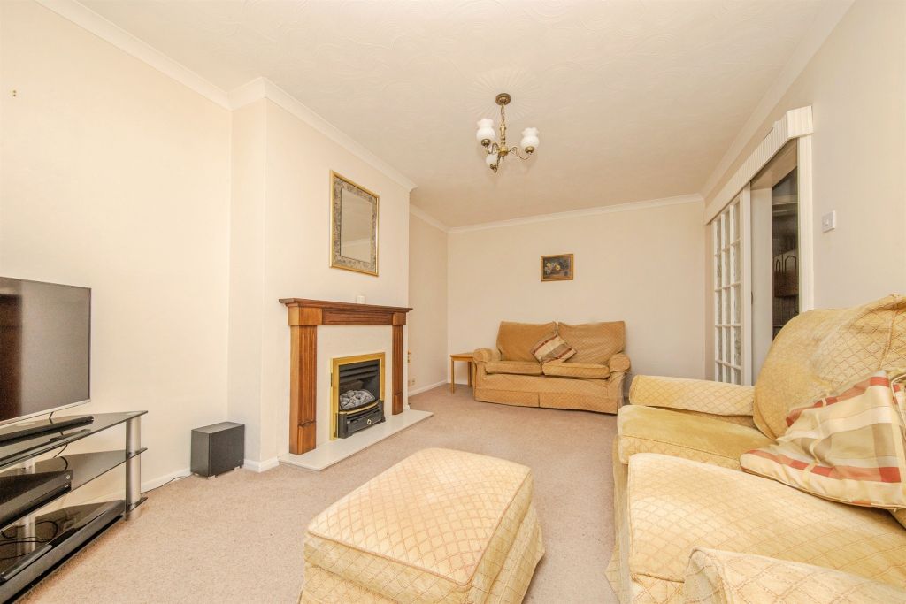 Property photo 3 of 23