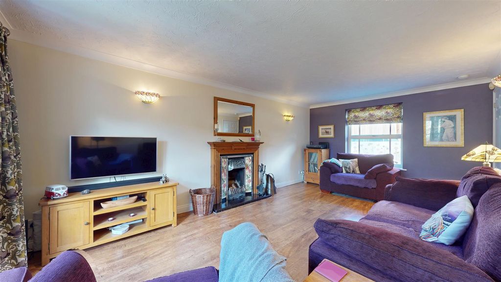 Property photo 2 of 30 02172026_105314.Jpg