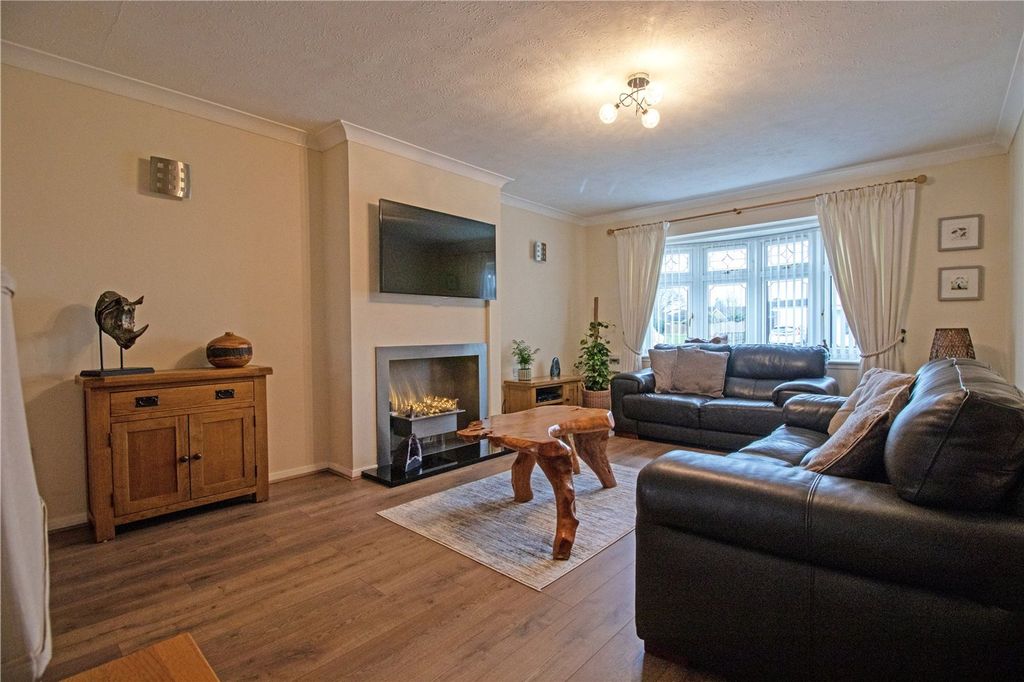 Property photo 2 of 22 Picture No. 03