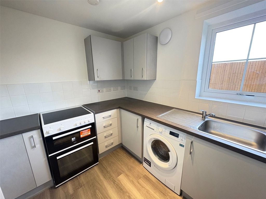 Property photo 2 of 7 Picture No. 05