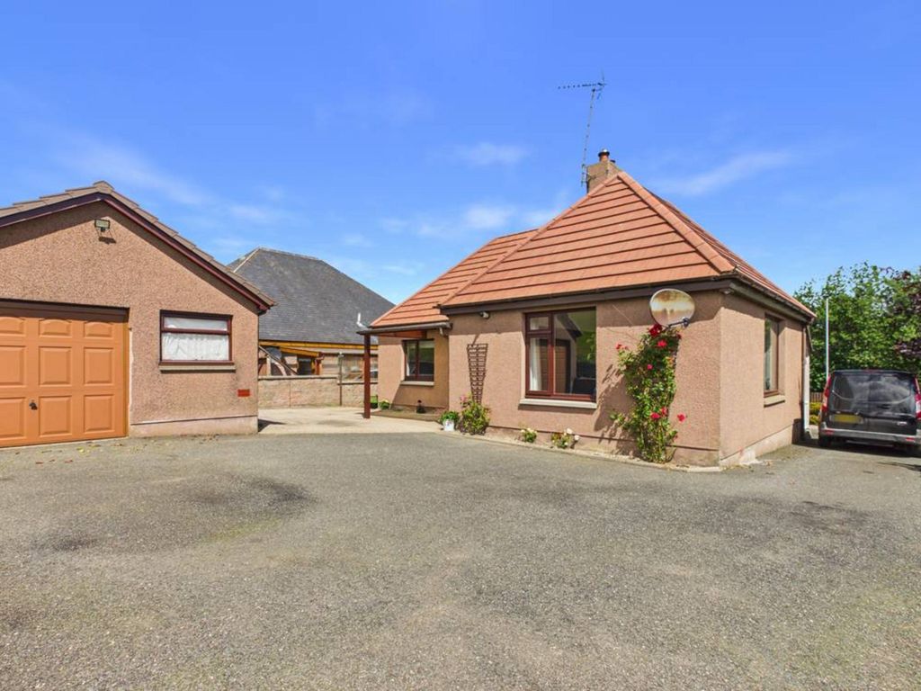 Property photo 3 of 26
