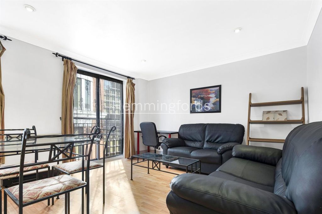 Property photo 1 of 9