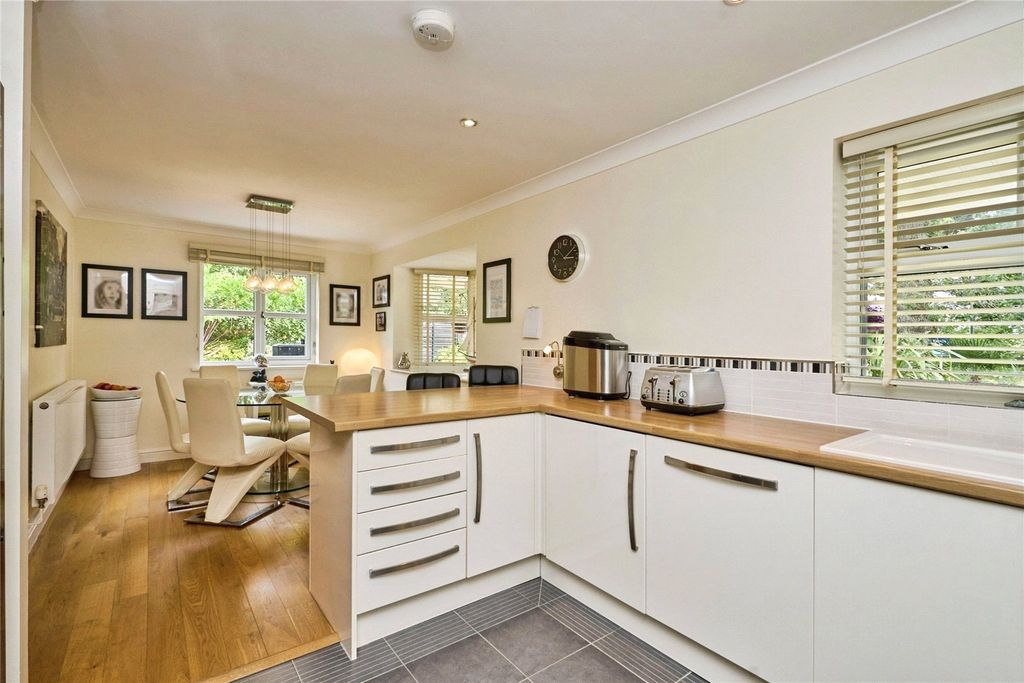 Property photo 3 of 19 Picture No. 53