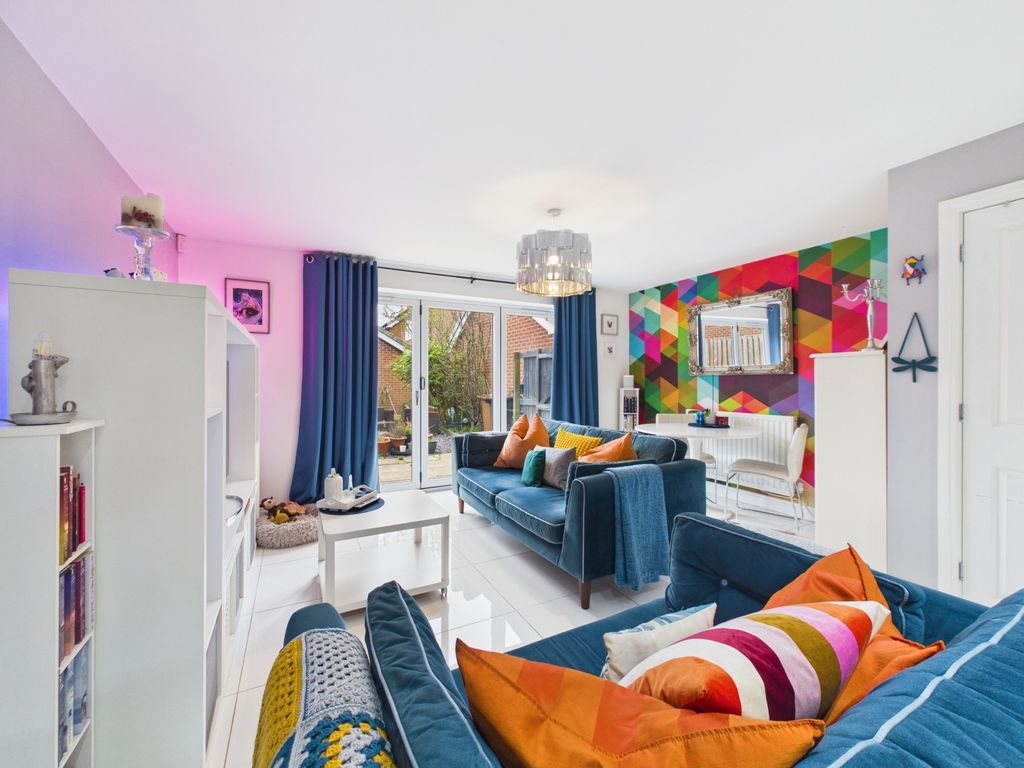 Property photo 2 of 24