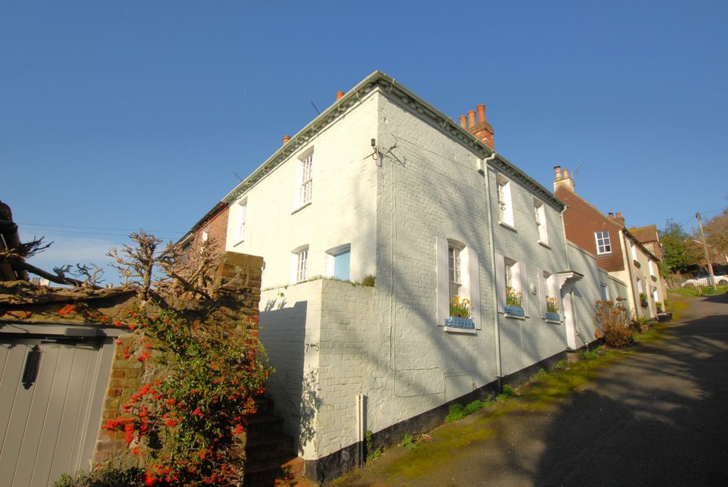 Property photo 2 of 25 Front