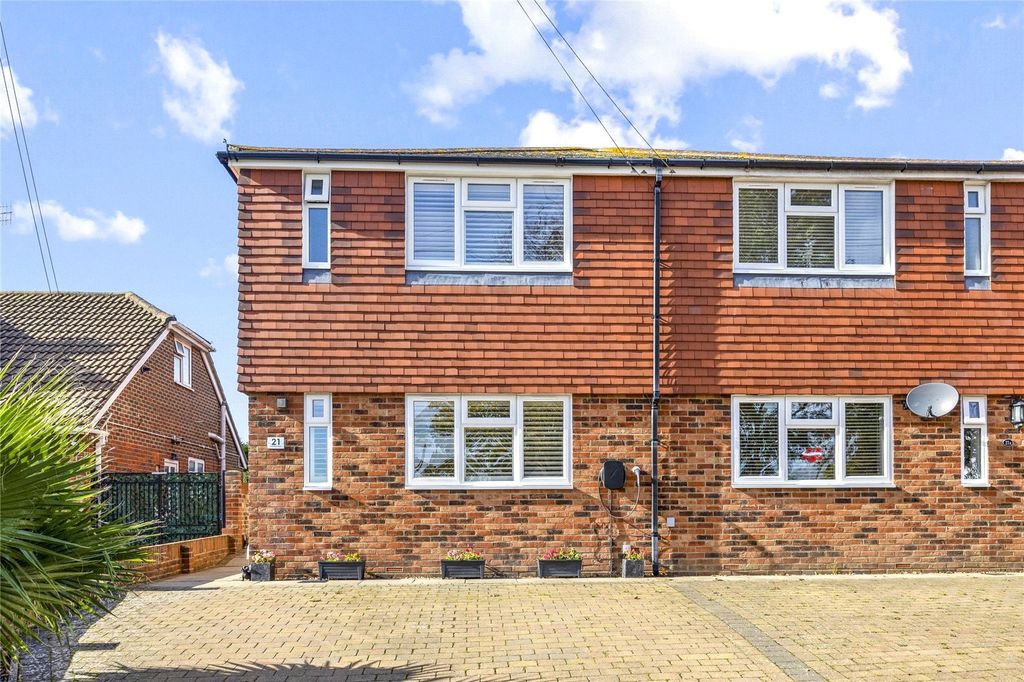 Property photo 1 of 17 Picture No. 25