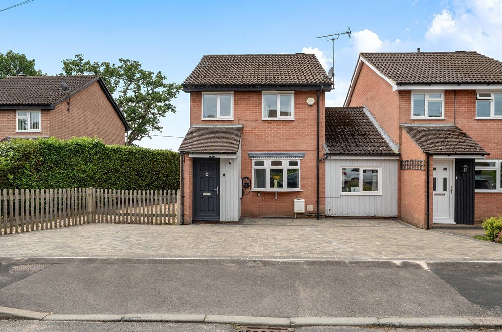 Property photo 1 of 11 1479190-3-6A31390...