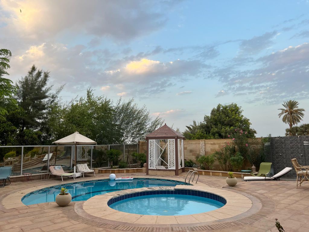 Property photo 3 of 38