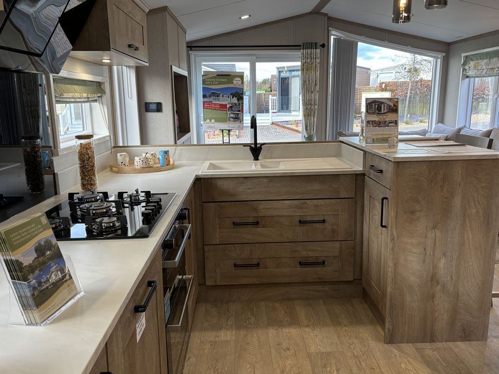 Property photo 2 of 7 C