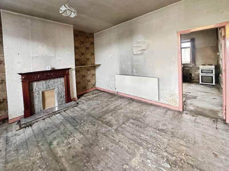 Property photo 2 of 7 Lounge