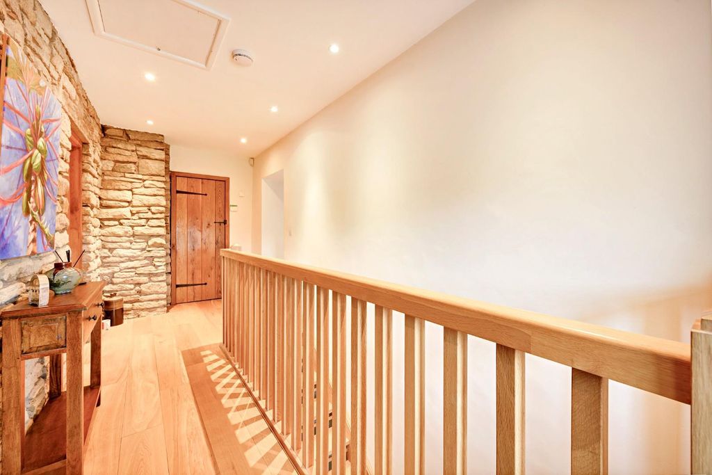 Additional image 30 of 4 bed detached house for saleHigher Whittlestone Head Farm, Whittlestone Head, Darwen BB3