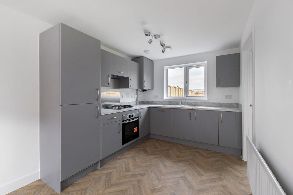 Property photo 3 of 9 Photo