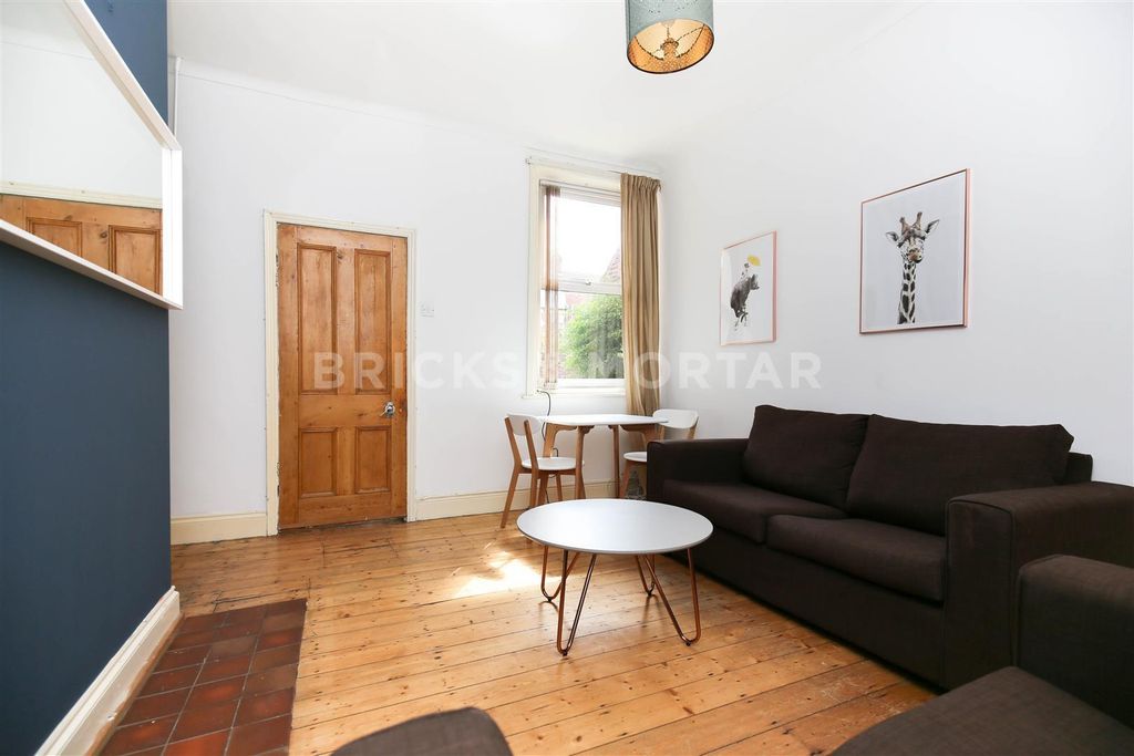 Property photo 2 of 7 2.Jpg