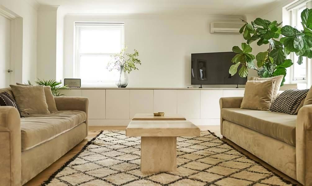 Property photo 2 of 17 Penthouse-24.Jpg