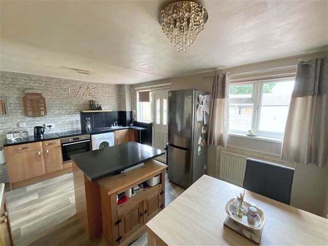 Property photo 2 of 21 Kitchen/Diner