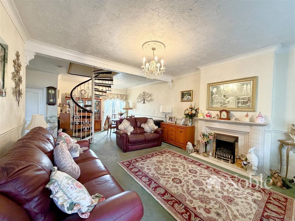 Property photo 2 of 14 Reception Room