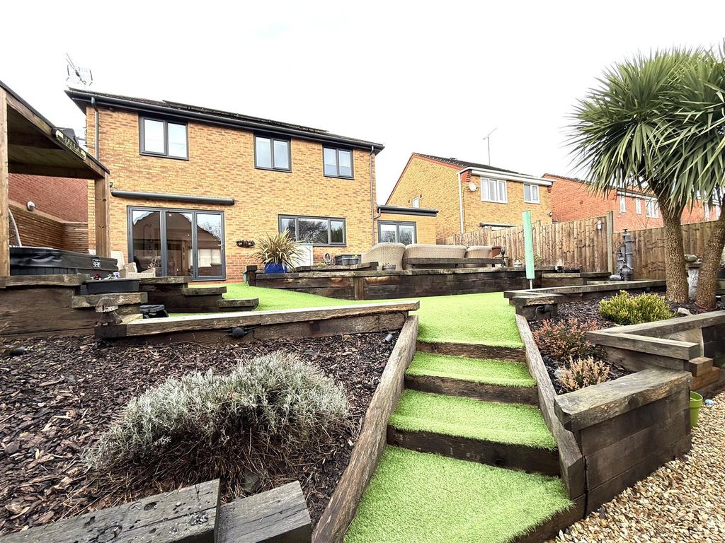 Property photo 2 of 28 12 Chase Rear 2.Jpeg