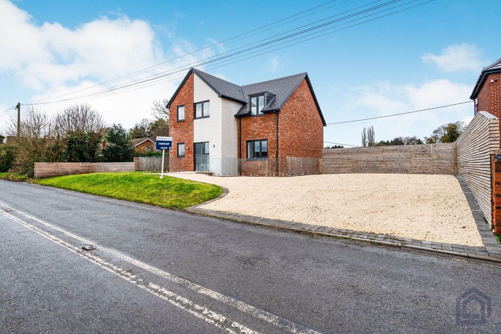 Property photo 1 of 24