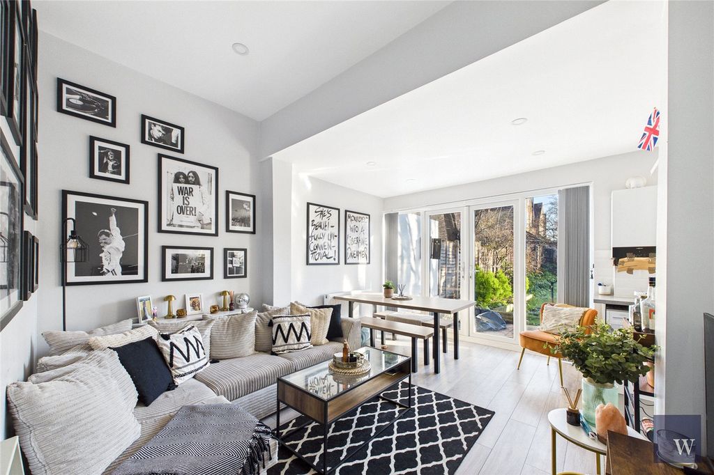 Property photo 2 of 16 Picture No. 02