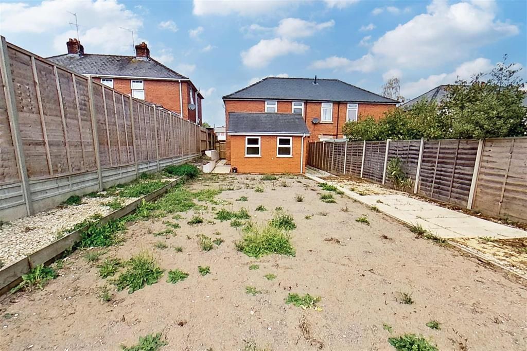 Property photo 2 of 5