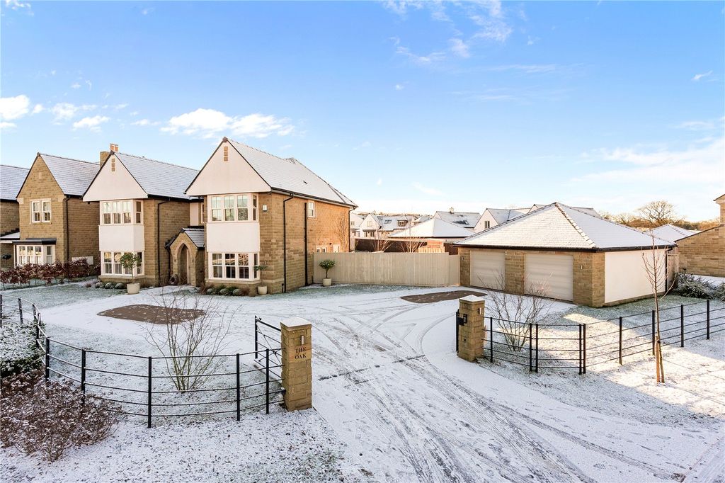 Property photo 1 of 52 Front External