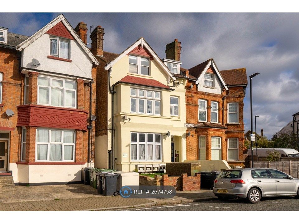 Property photo 2 of 21