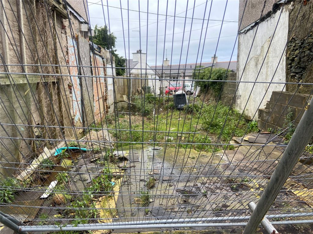 Property photo 2 of 3 Picture No. 02