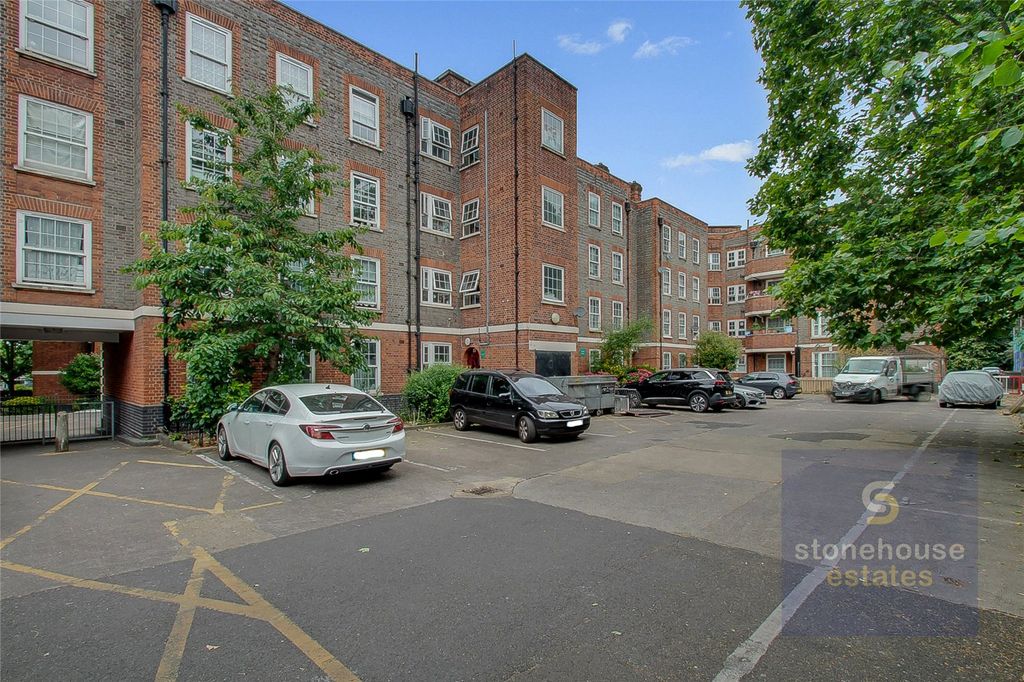 Property photo 2 of 10 Picture No. 03