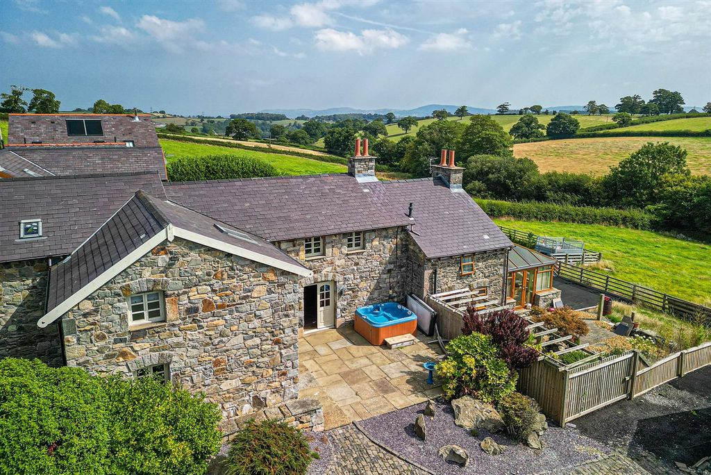 Additional image 38 of 5 bed property for saleLlannefydd, Denbigh LL16