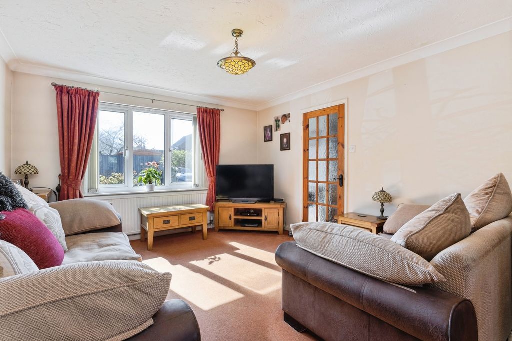 Property photo 2 of 15 Pbox-Img.Jpg