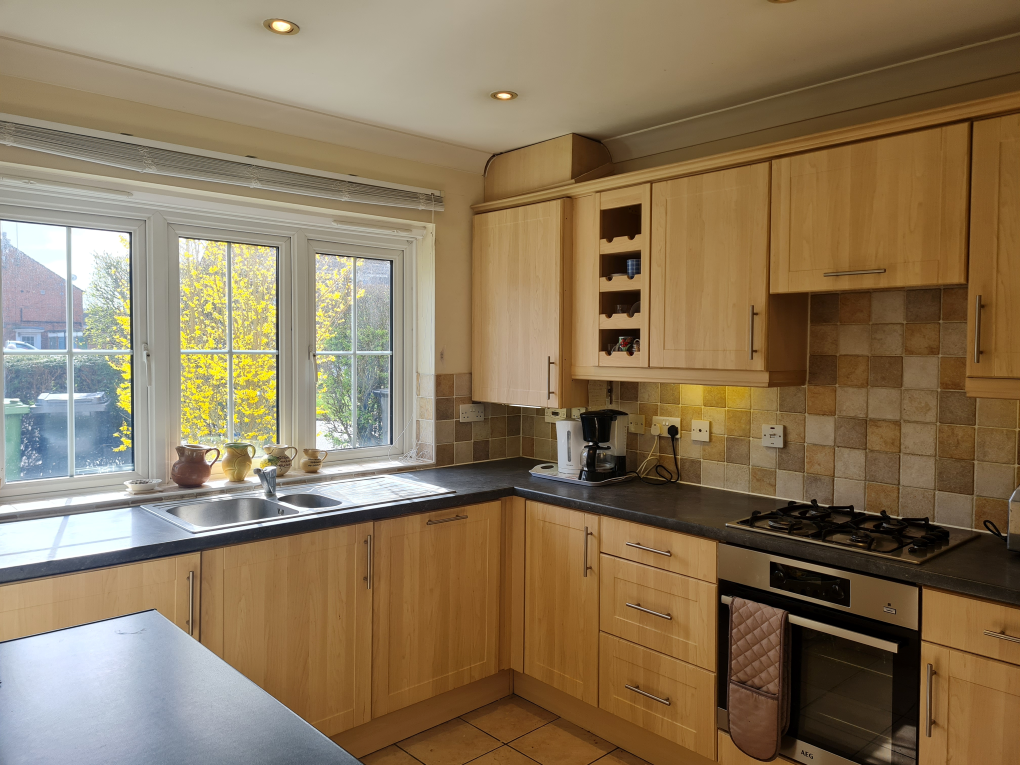 Property photo 3 of 18