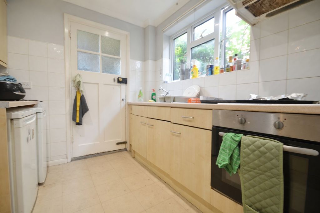 Property photo 3 of 8 Quzvr