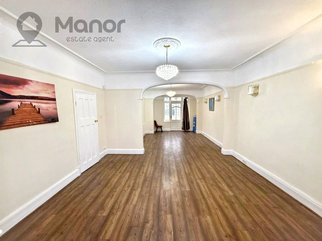 Property photo 1 of 21 Whatsapp Image 2025-12-23 At 11.51.34 (4)