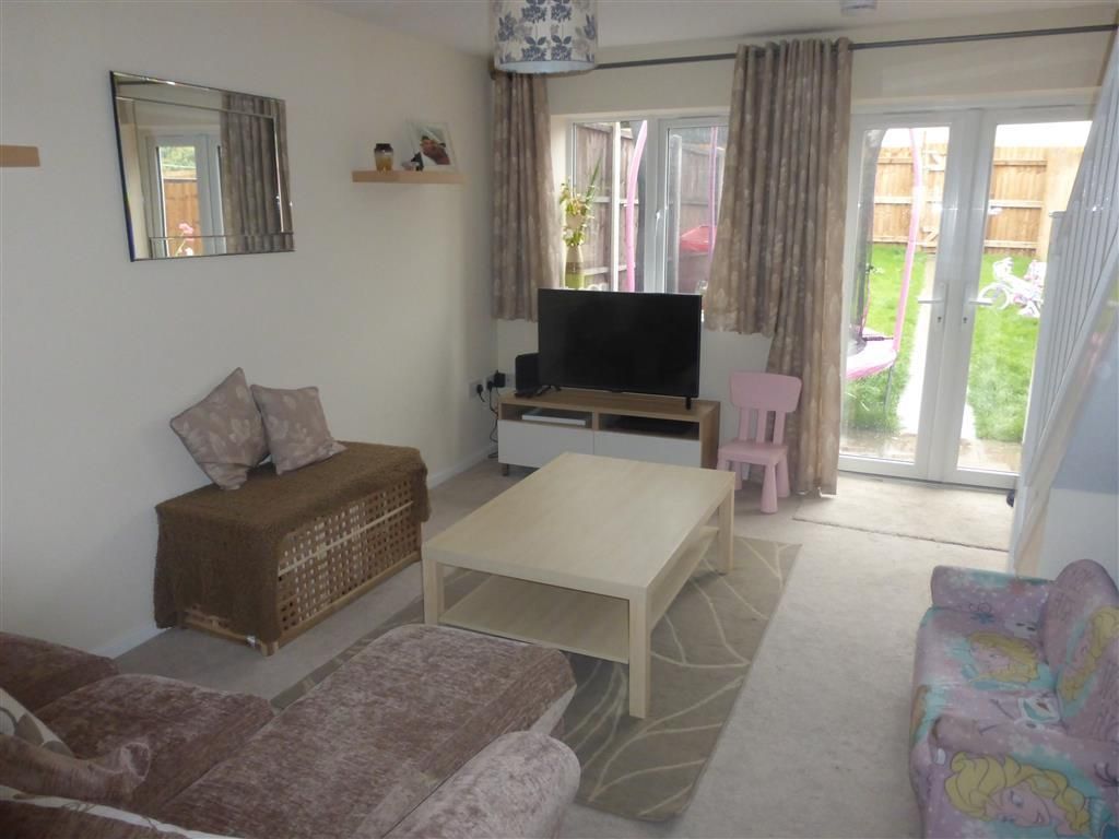 Property photo 2 of 6 Living Room