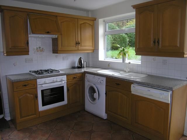 Property photo 3 of 3 Linaker Road 1 Kitch