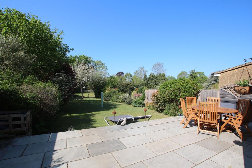 Property photo 2 of 12 Tm Gdn 1.Jpg
