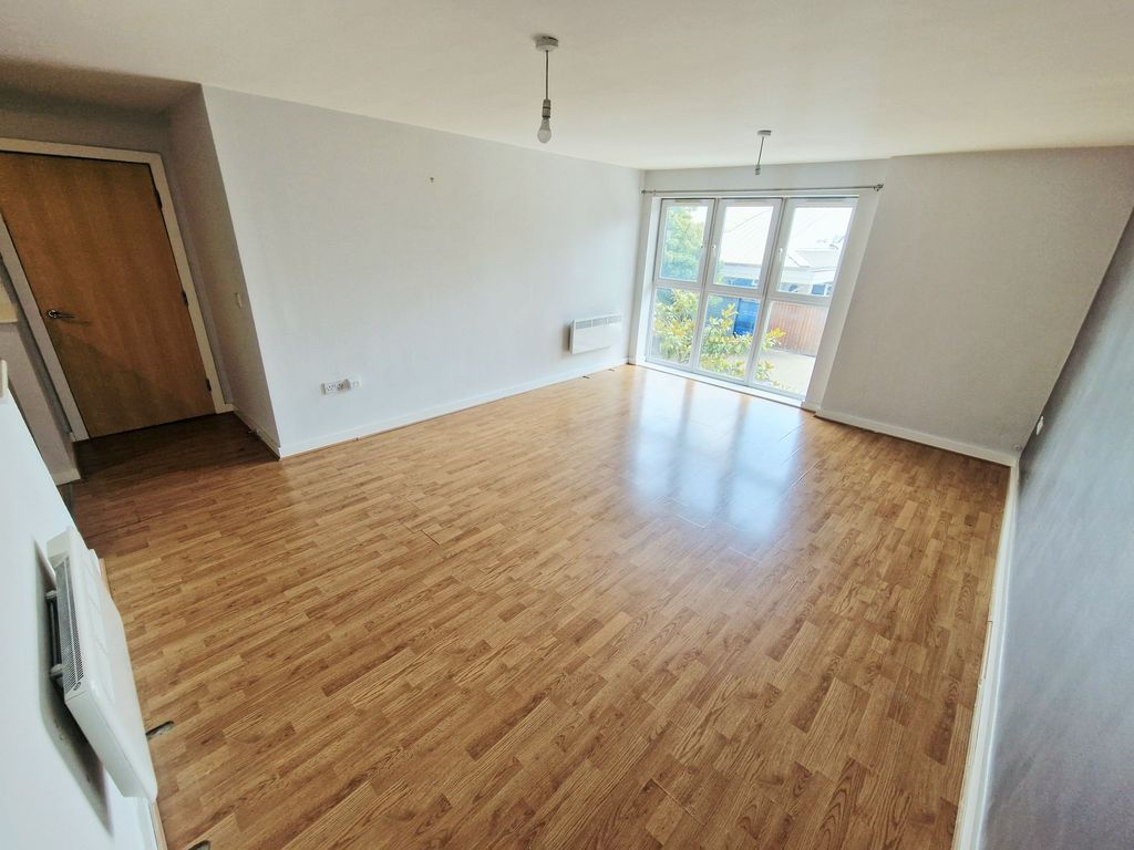 Property photo 3 of 15