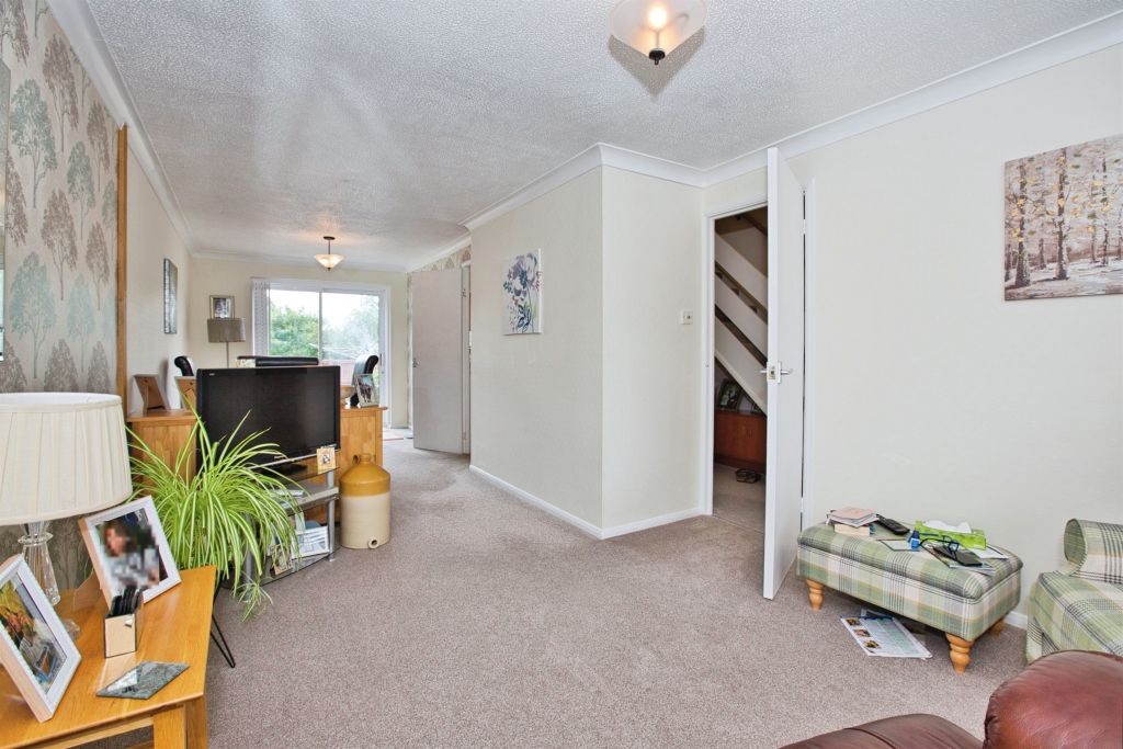 Property photo 3 of 16
