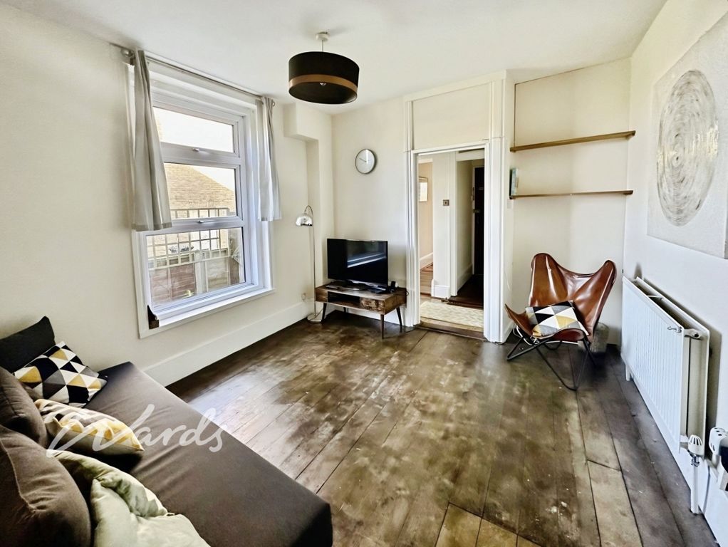 Property photo 2 of 9 Fe3Ff740-Lounge