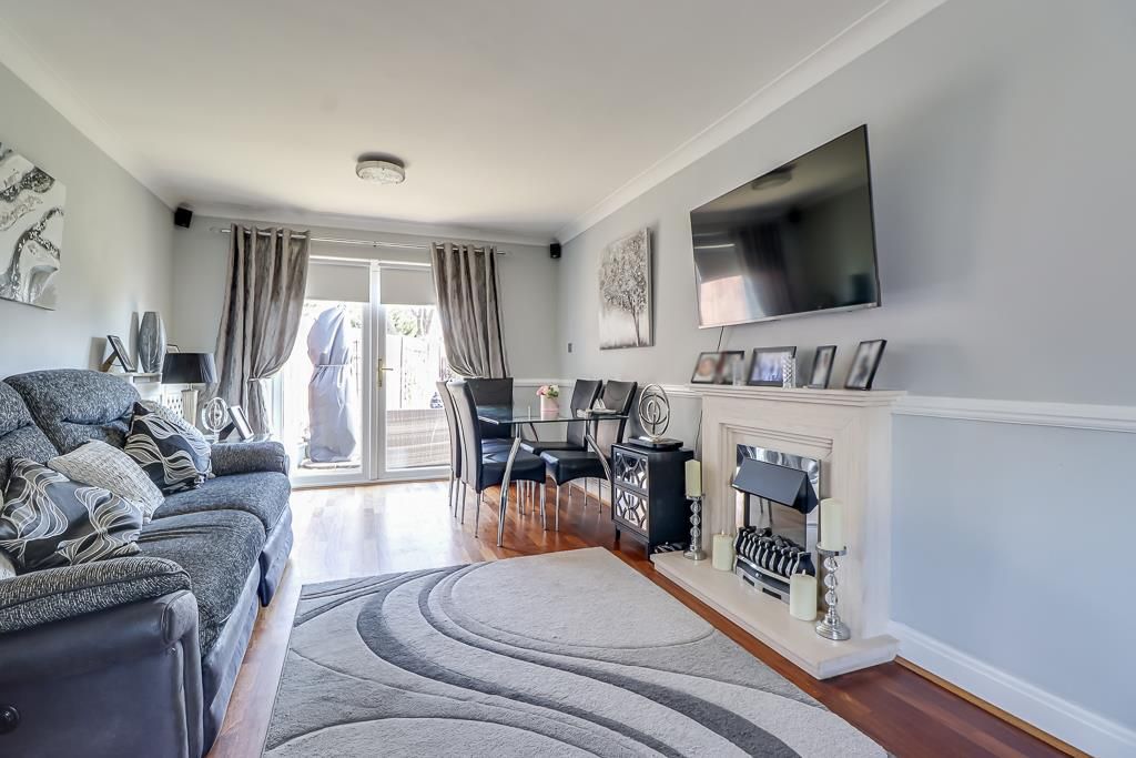 Property photo 3 of 20 Lounge/Diner