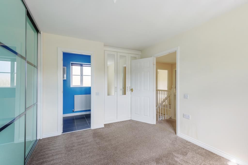 Property photo 3 of 10 Bedroom