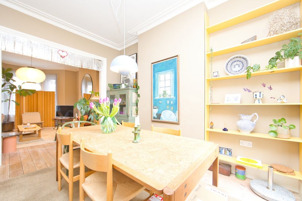 Property photo 2 of 15 Picture 2