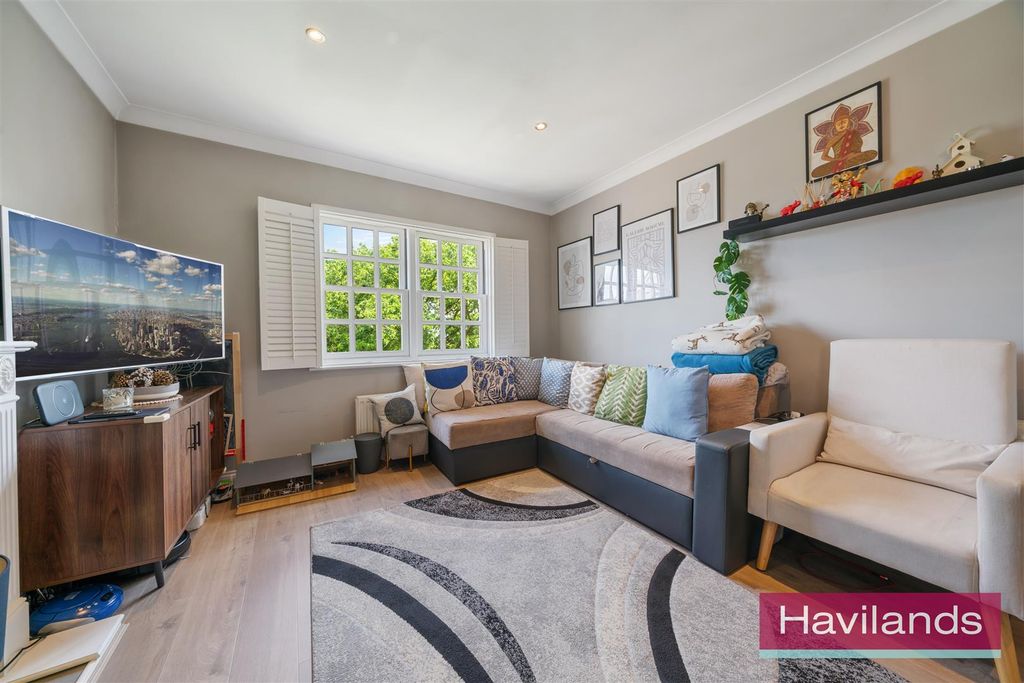 Property photo 2 of 12 Stone Court-2.Jpg